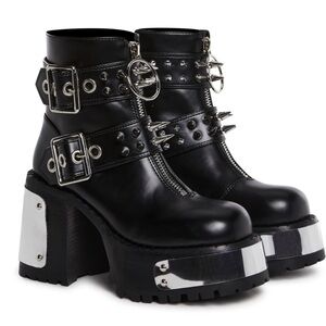 Gothic Rave Platform Boots With Metal Plate Detailing And Spikes
